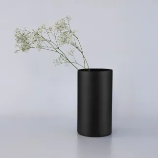 Czarny wazon dekoracyjny, matowy cylinder Magnolia 29 cm