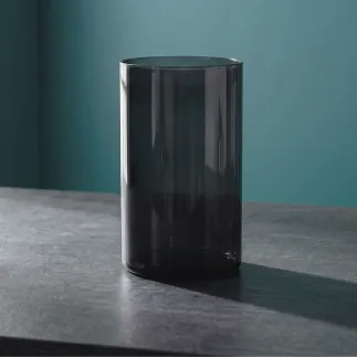 Wazon szklany na kwiaty Luca Smoky, dymione szkło, wysokość 21 cm